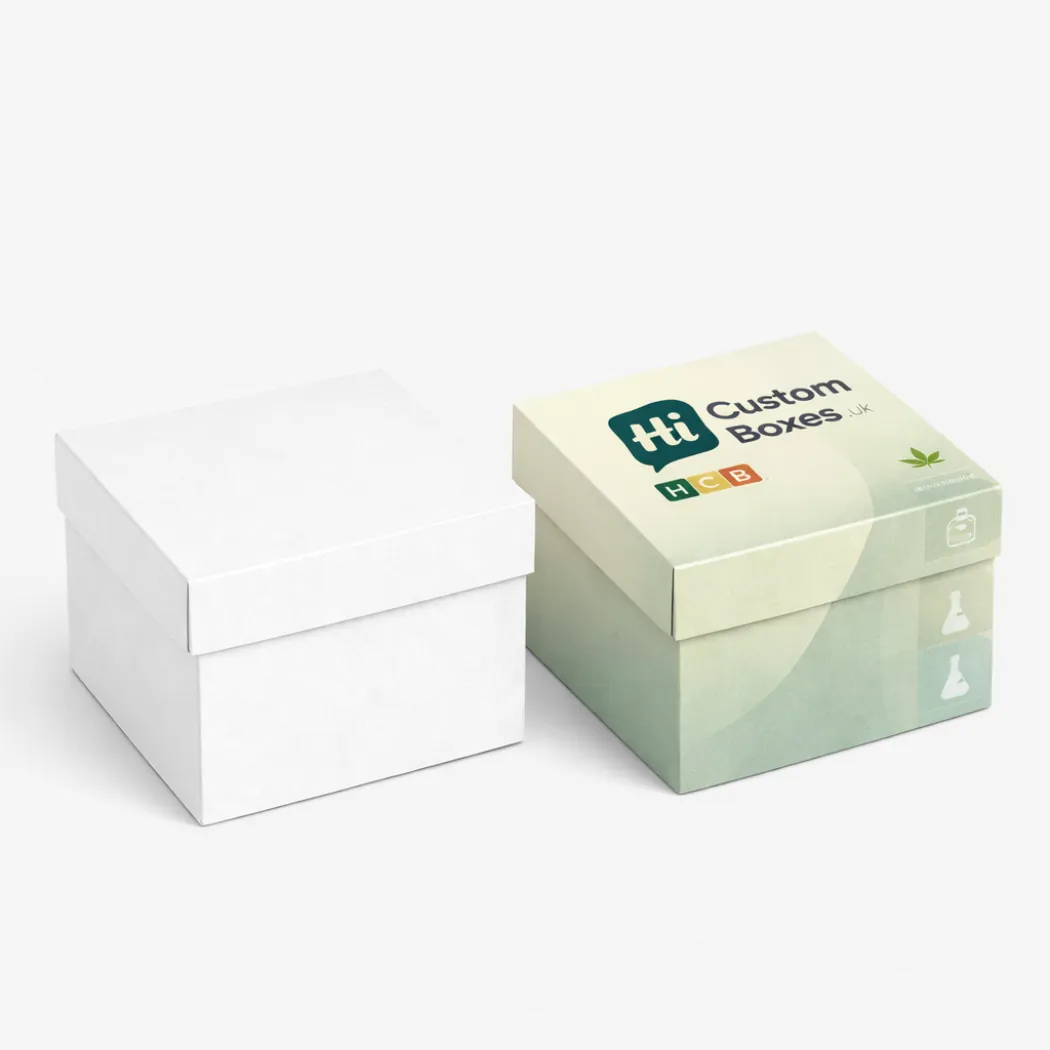 Two square boxes with lids showing a white mockup and a branded green option- class=